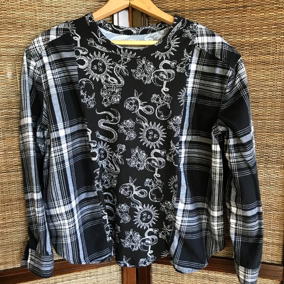 Reworked Flannel Sweatshirt, S-M: Upcycled Oversized, Celestial Sun Moon Serpent - Picture 6 of 9